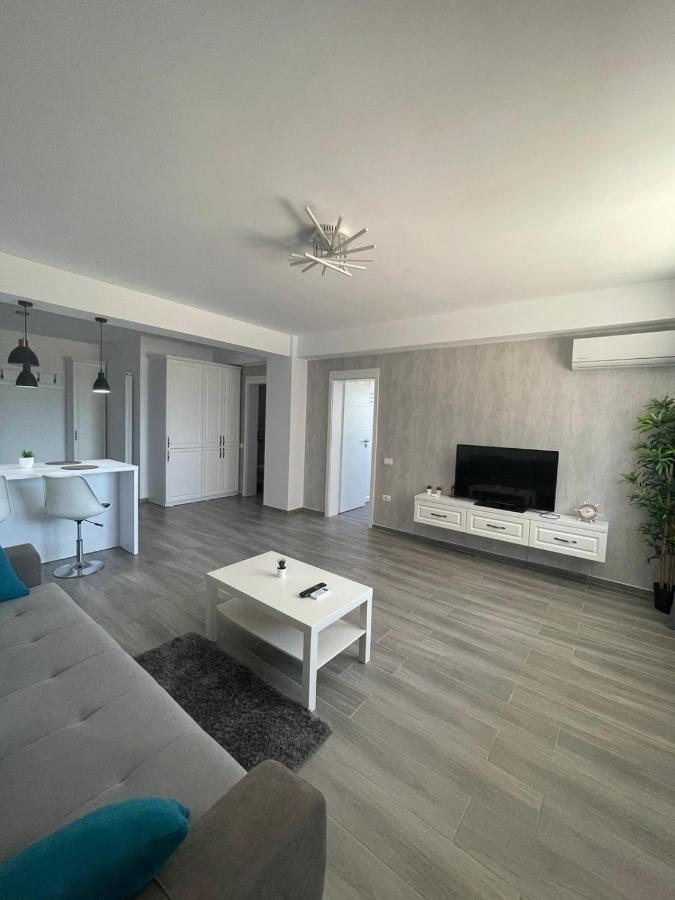 Ls Lake Apartment Mamaia Nord Năvodari Exterior foto
